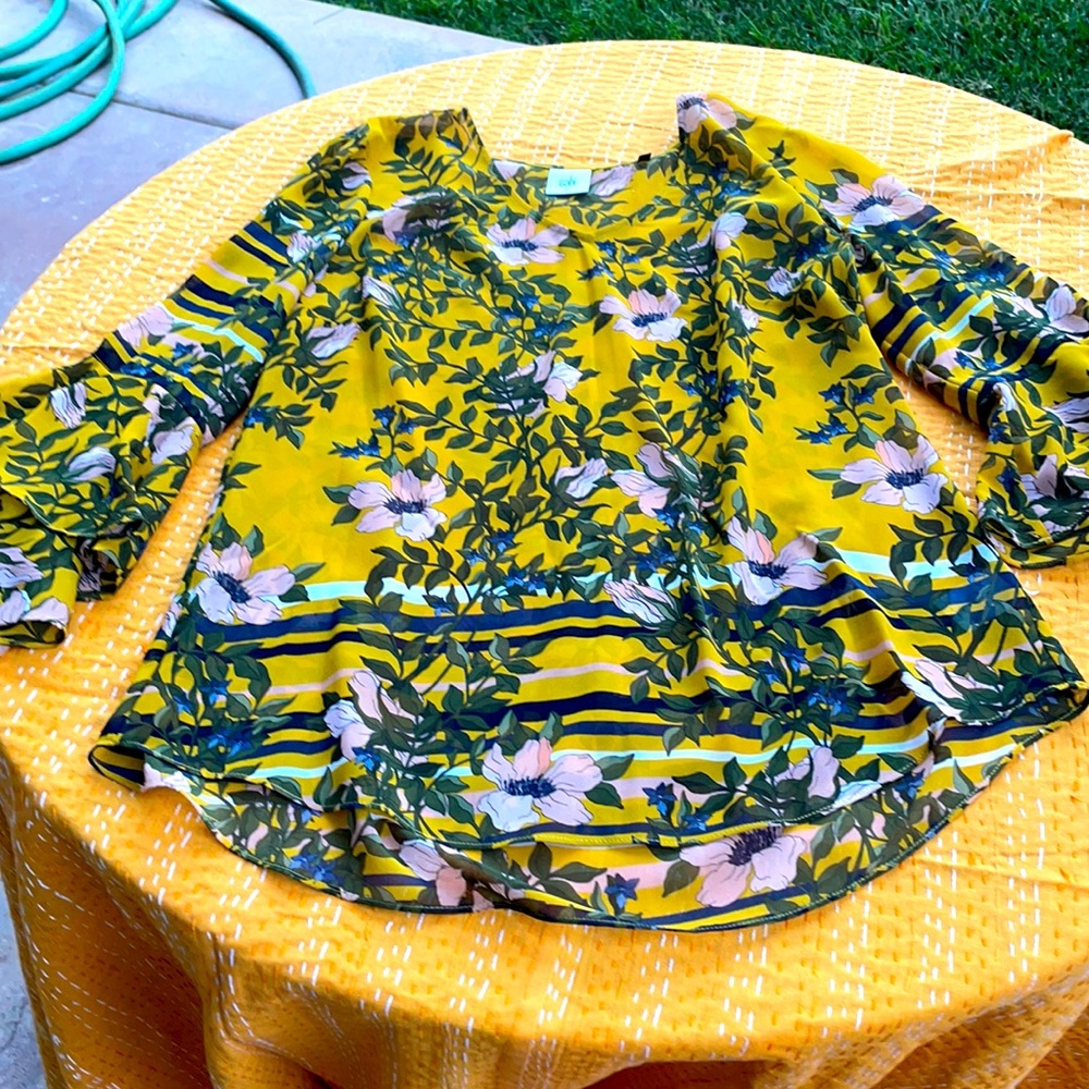 Cabi 2019 season shirt